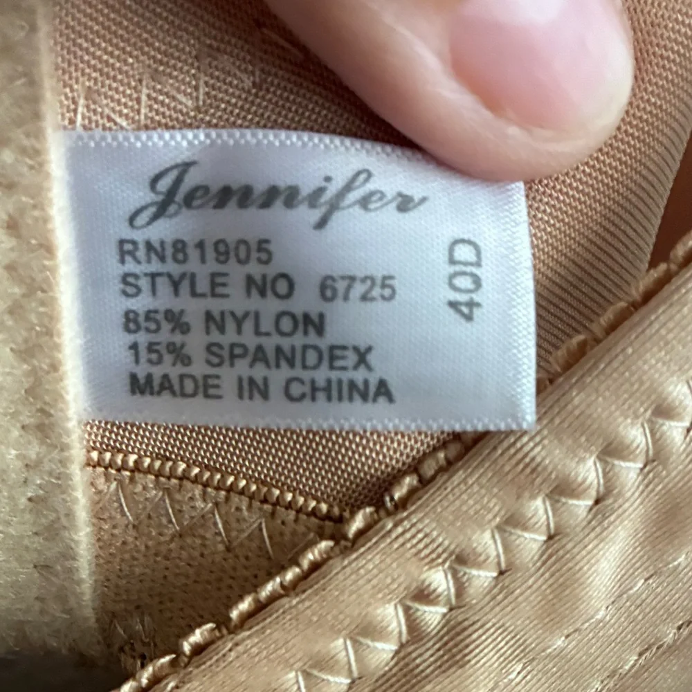 🆕Jennifer Intimates Vintage Satin Tan Floral Wireless Bra 40D🆕